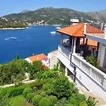 Paradis 4*