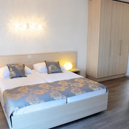 게스트하우스 파라디스 Štikovica