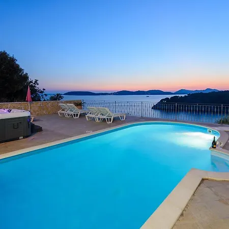 파라디스 Štikovica