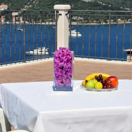 파라디스 Štikovica