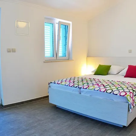 게스트하우스 파라디스 Štikovica