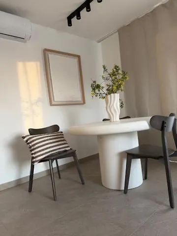 乐园公寓酒店 4* Štikovica